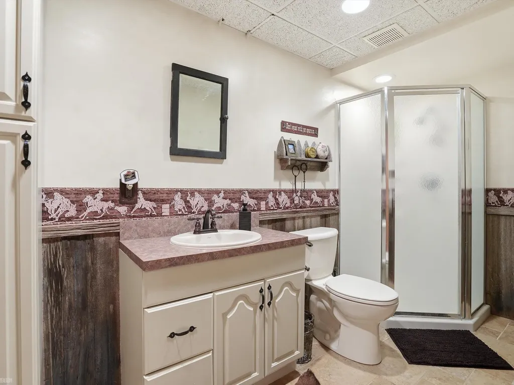 42199 Kyle Drive Clinton Charter Township MI 48038