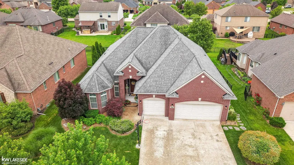18202 Tiger Drive Macomb Township MI 48042