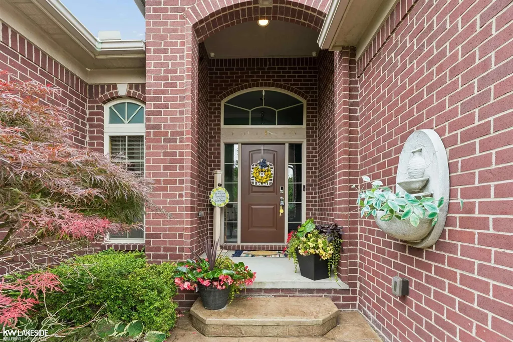 18202 Tiger Drive Macomb Township MI 48042