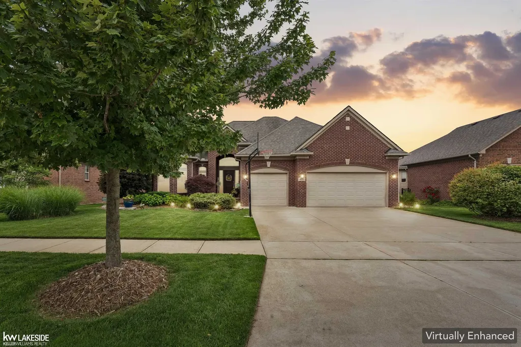 18202 Tiger Drive Macomb Township MI 48042