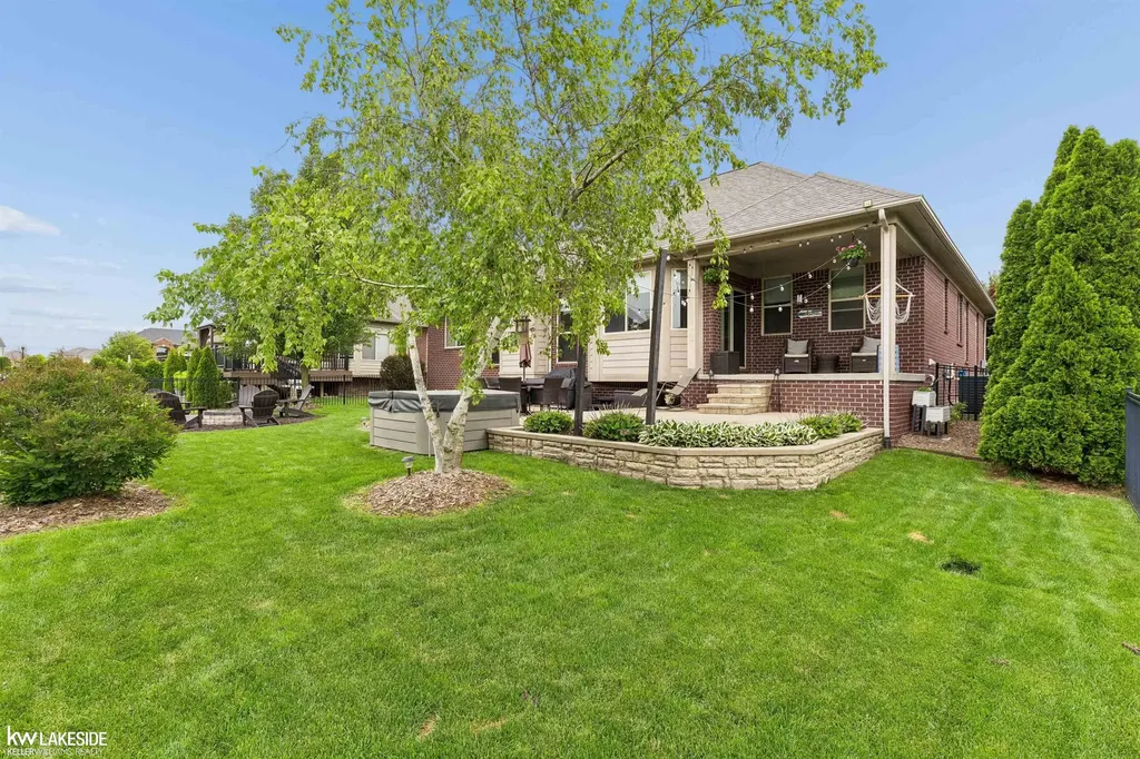 18202 Tiger Drive Macomb Township MI 48042