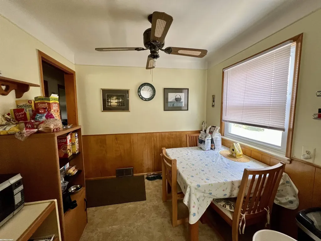 16624 Bettmar Street Roseville City MI 48066
