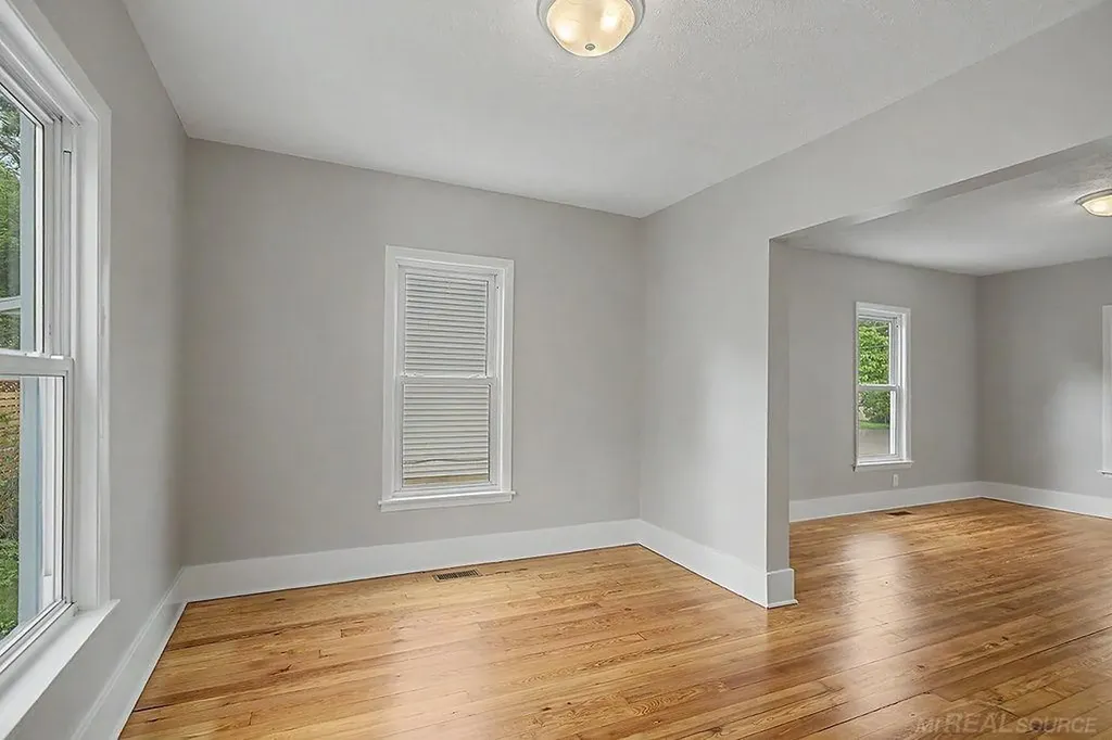 1340 Columbia Avenue Grand Rapids City MI 49505