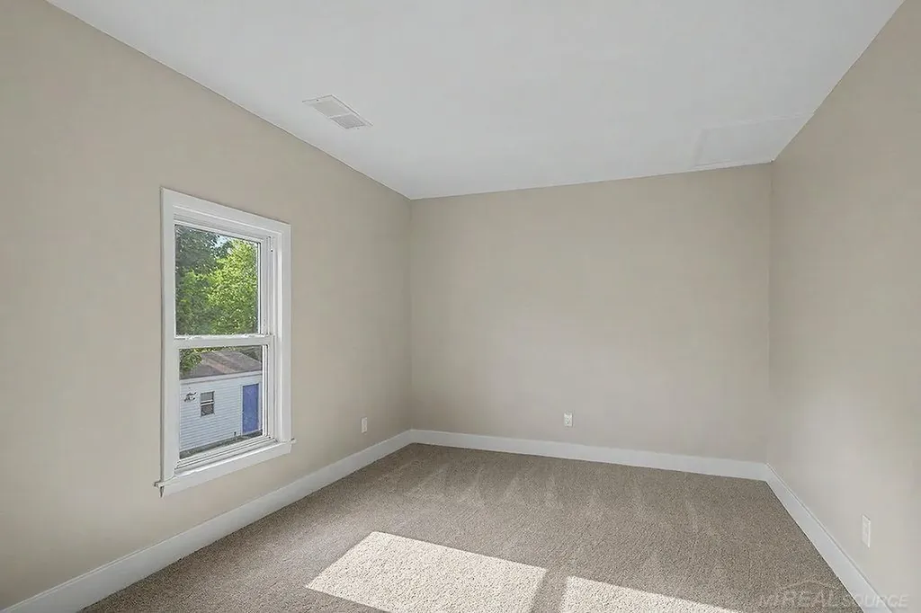 1340 Columbia Avenue Grand Rapids City MI 49505