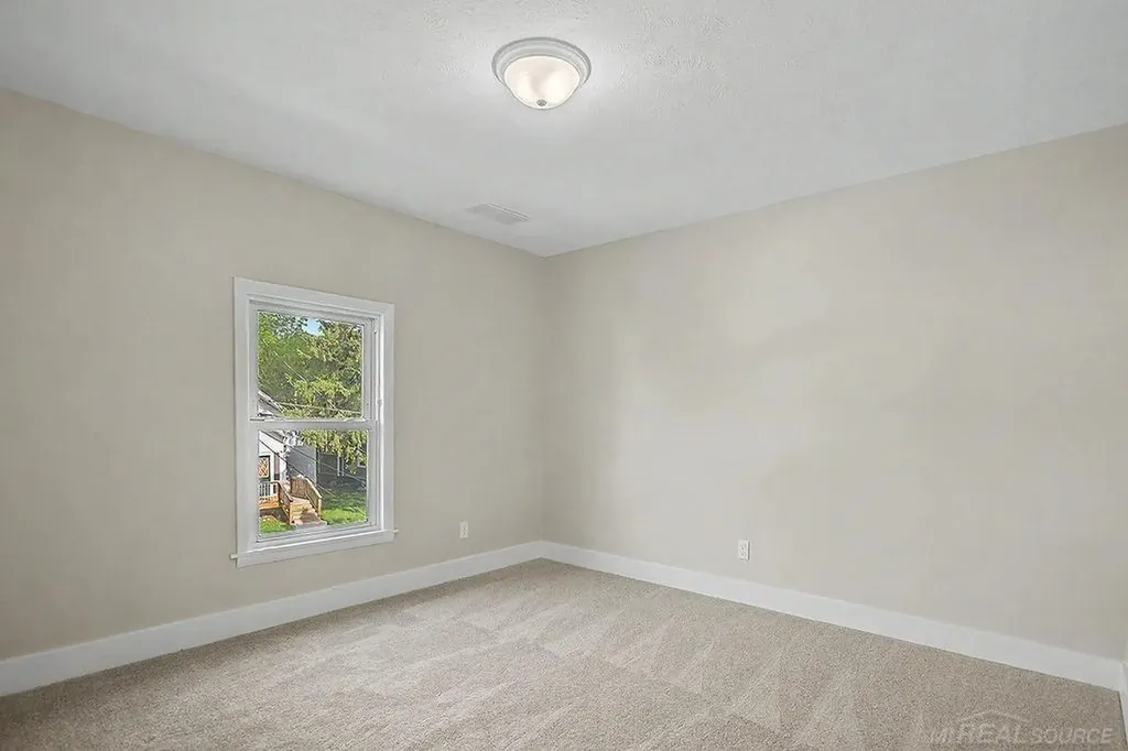 1340 Columbia Avenue Grand Rapids City MI 49505