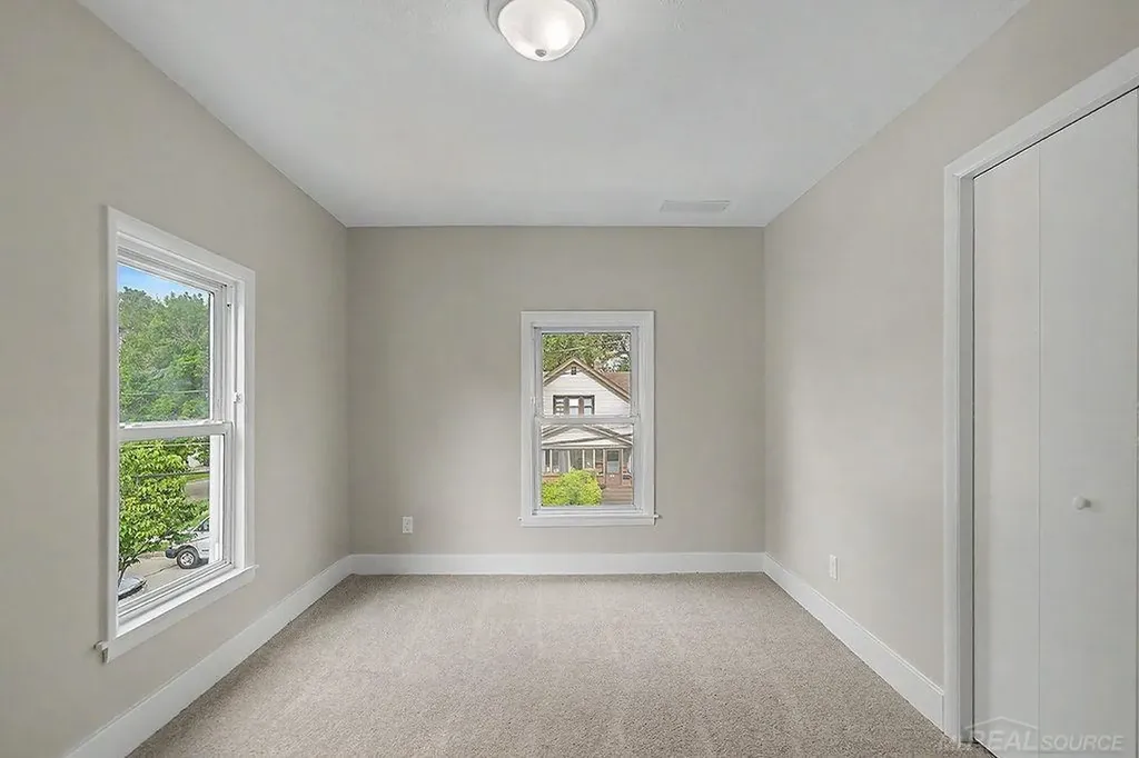 1340 Columbia Avenue Grand Rapids City MI 49505