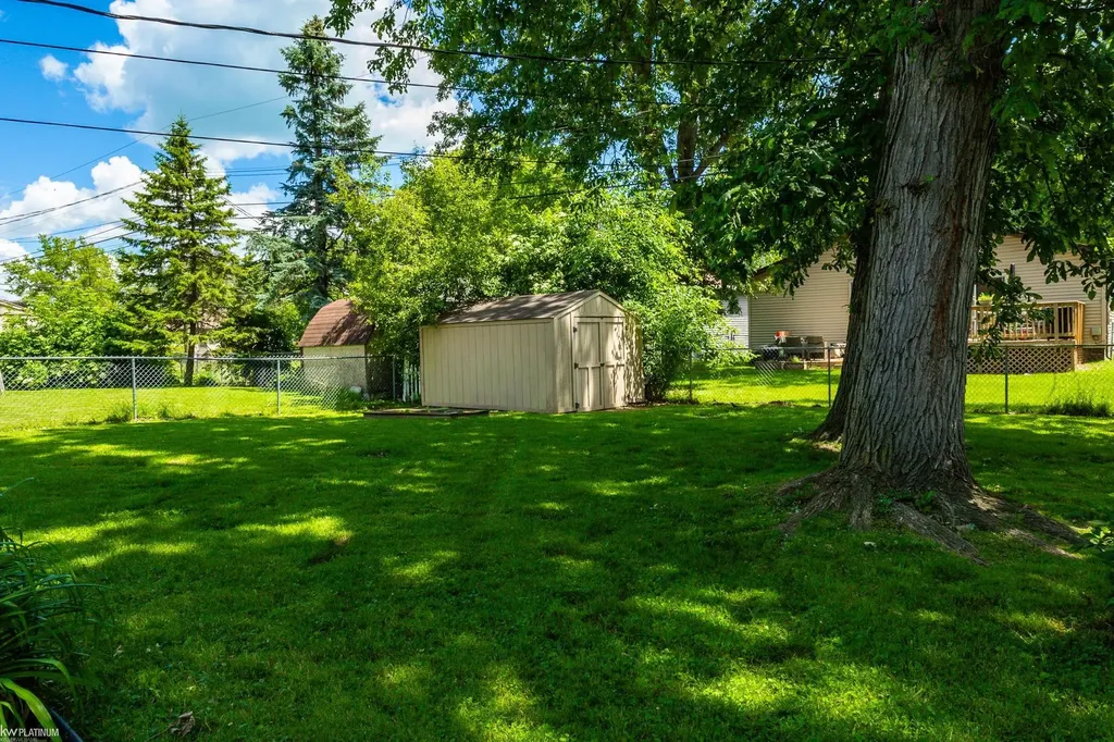 39574 Detroit Street Harrison Charter Township MI 48045