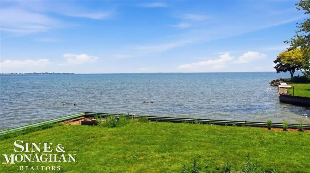 35190 Jeffers Court Harrison Charter Township MI 48045