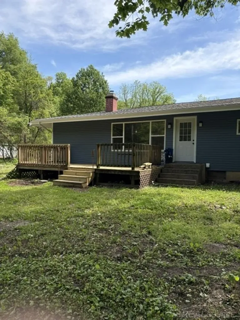 4639 17 Mile Road Tekonsha Township MI 49092