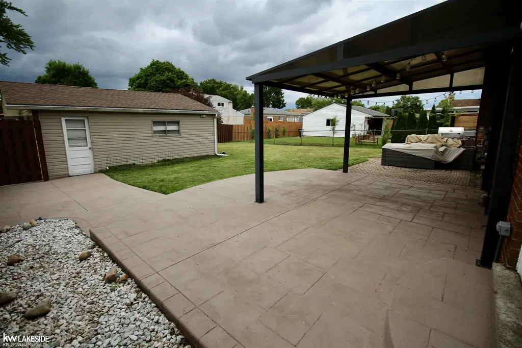 14109 Mary Grove Drive Sterling Heights City MI 48313