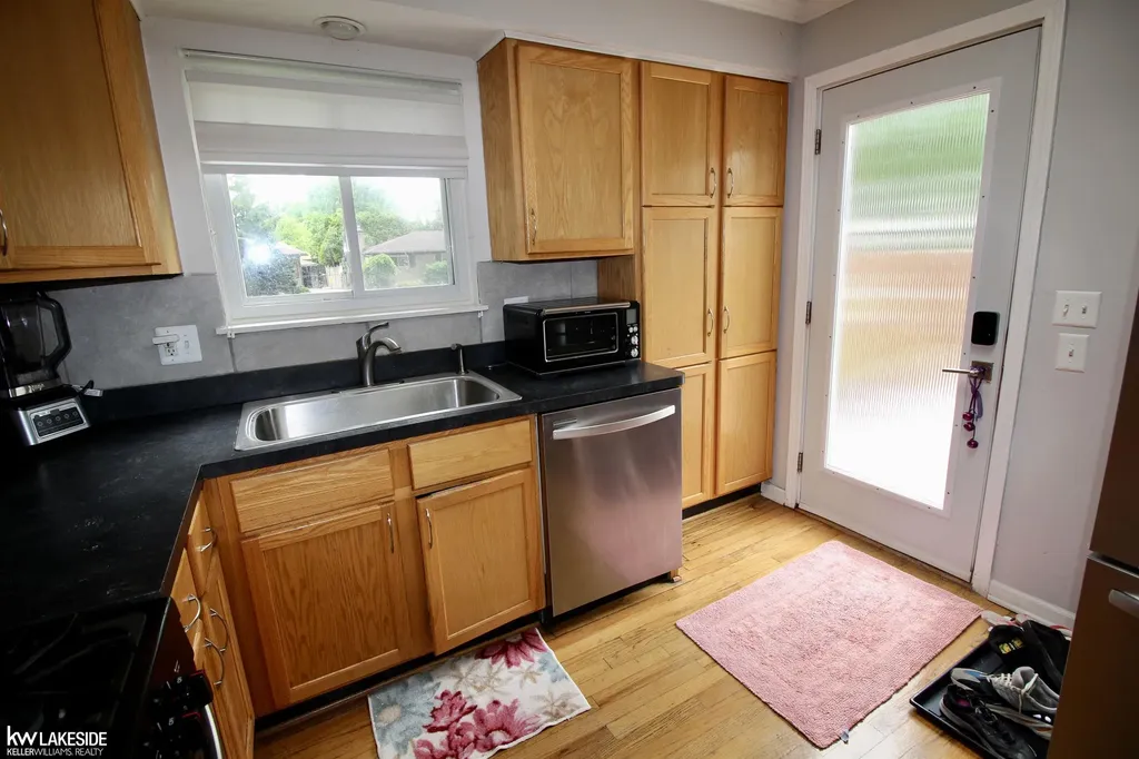 14109 Mary Grove Drive Sterling Heights City MI 48313