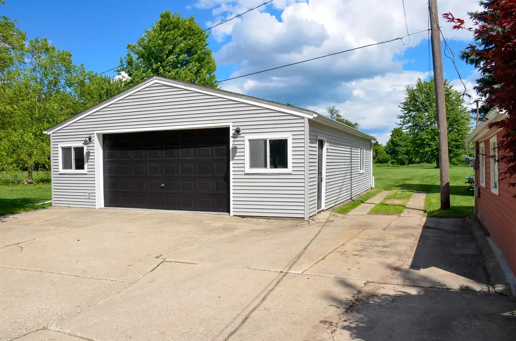 50400 Fairchild Road Chesterfield Township MI 48051