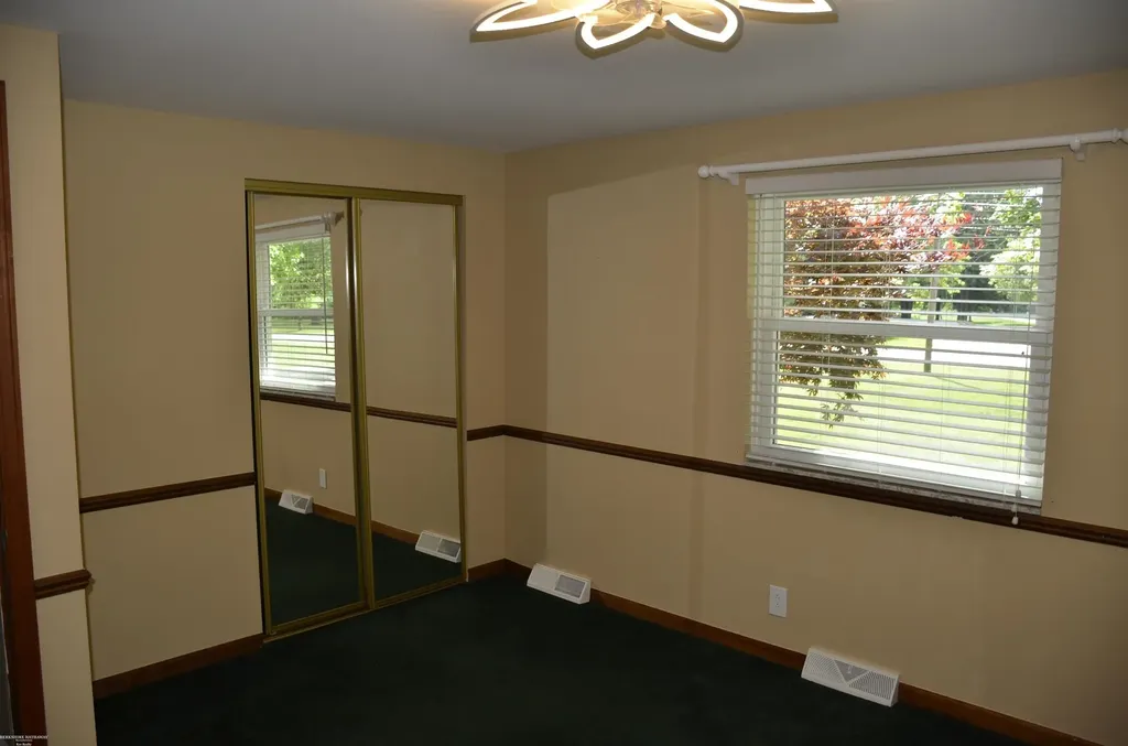 50400 Fairchild Road Chesterfield Township MI 48051