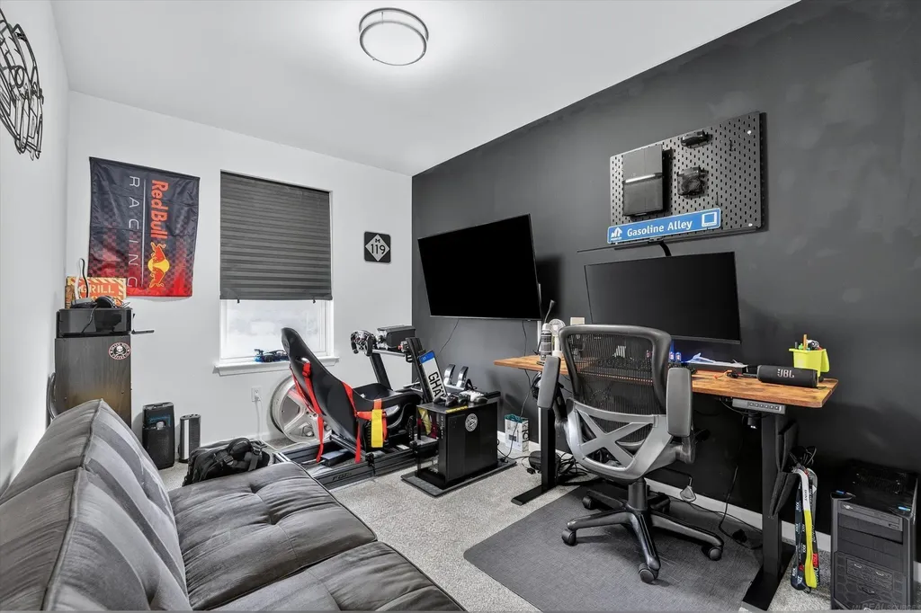 3981 Trailway Commons Circle Auburn Hills City MI 48326