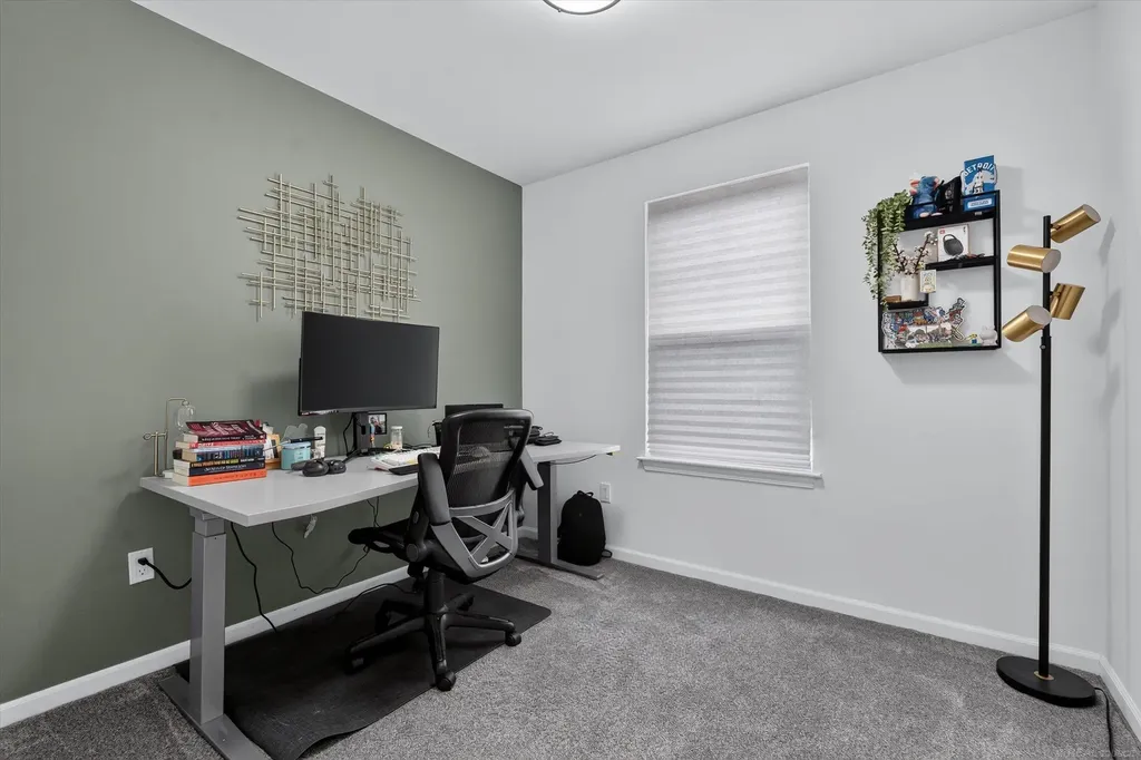 3981 Trailway Commons Circle Auburn Hills City MI 48326
