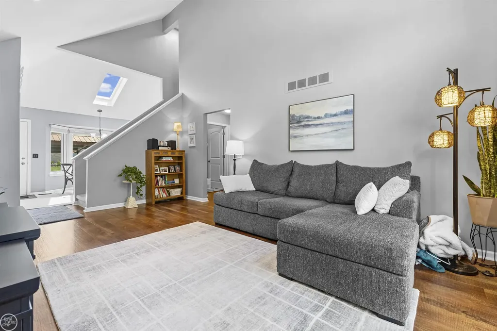 57271 Silver Maple Drive Washington Township MI 48094