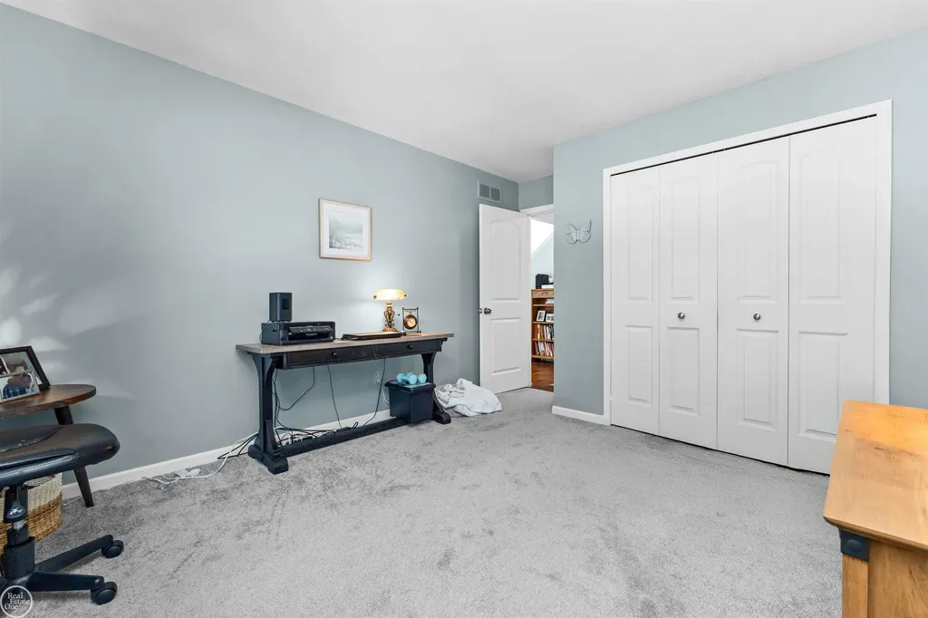 57271 Silver Maple Drive Washington Township MI 48094