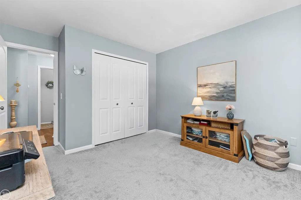 57271 Silver Maple Drive Washington Township MI 48094
