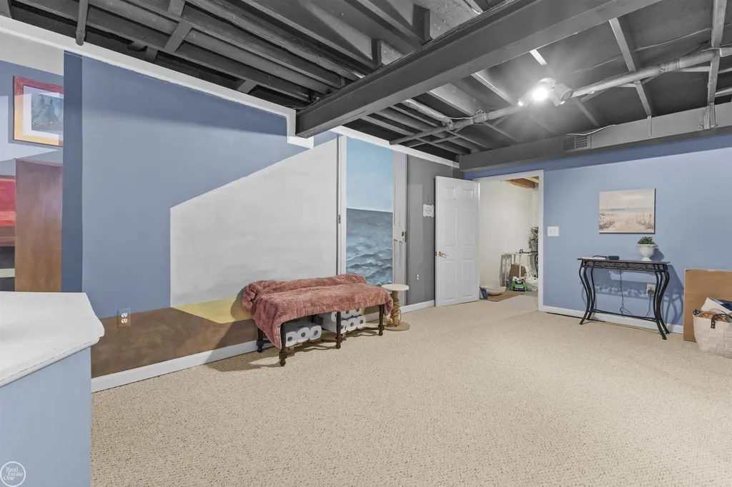 57271 Silver Maple Drive Washington Township MI 48094