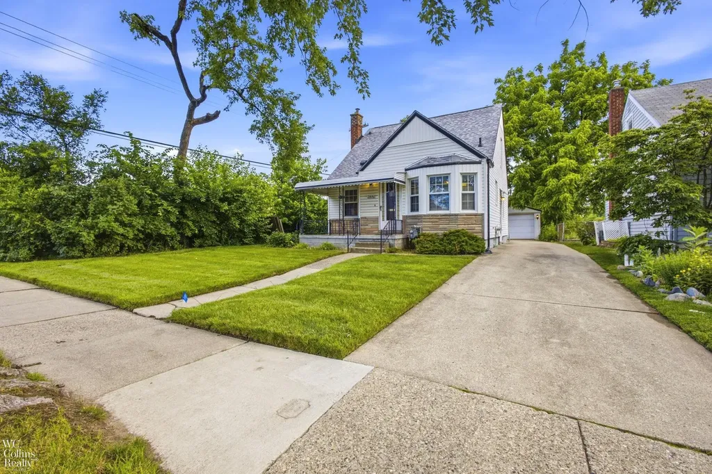 2446 Harvard Road Berkley City MI 48072