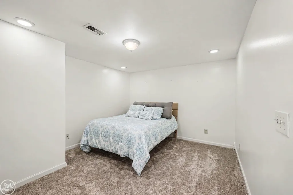 755 E Romeo Road Addison Township MI 48367