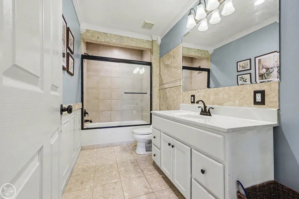755 E Romeo Road Addison Township MI 48367