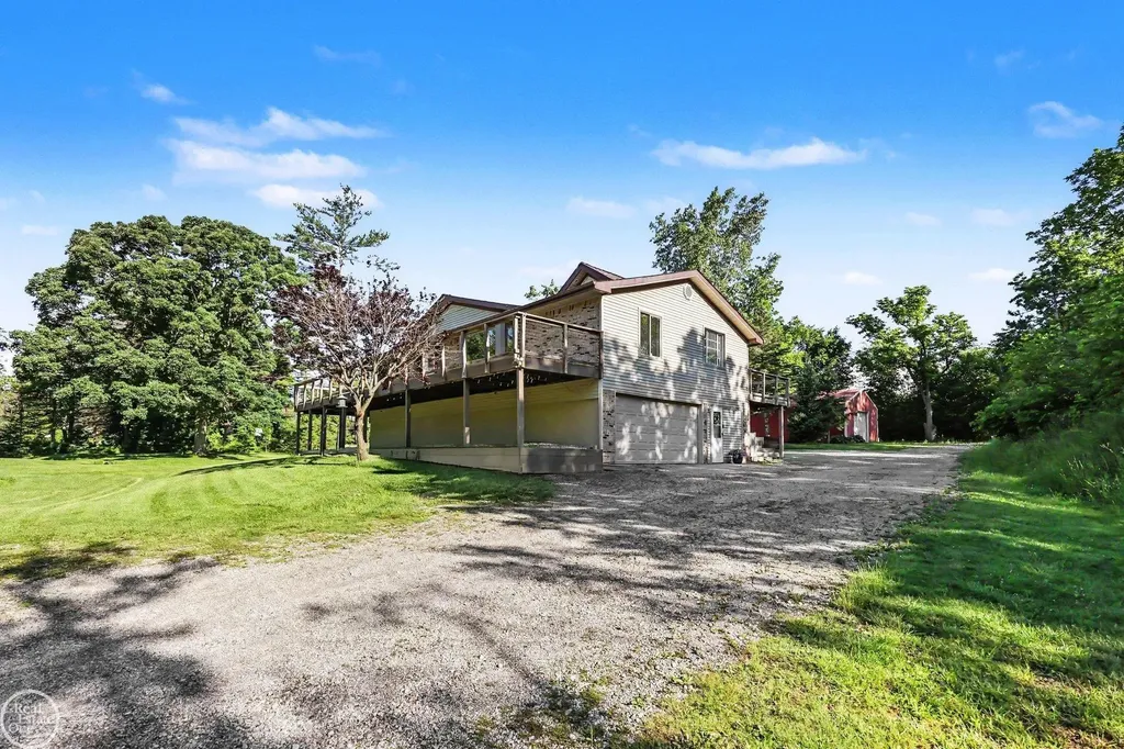 755 E Romeo Road Addison Township MI 48367