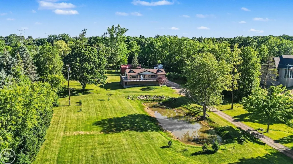 755 E Romeo Road Addison Township MI 48367