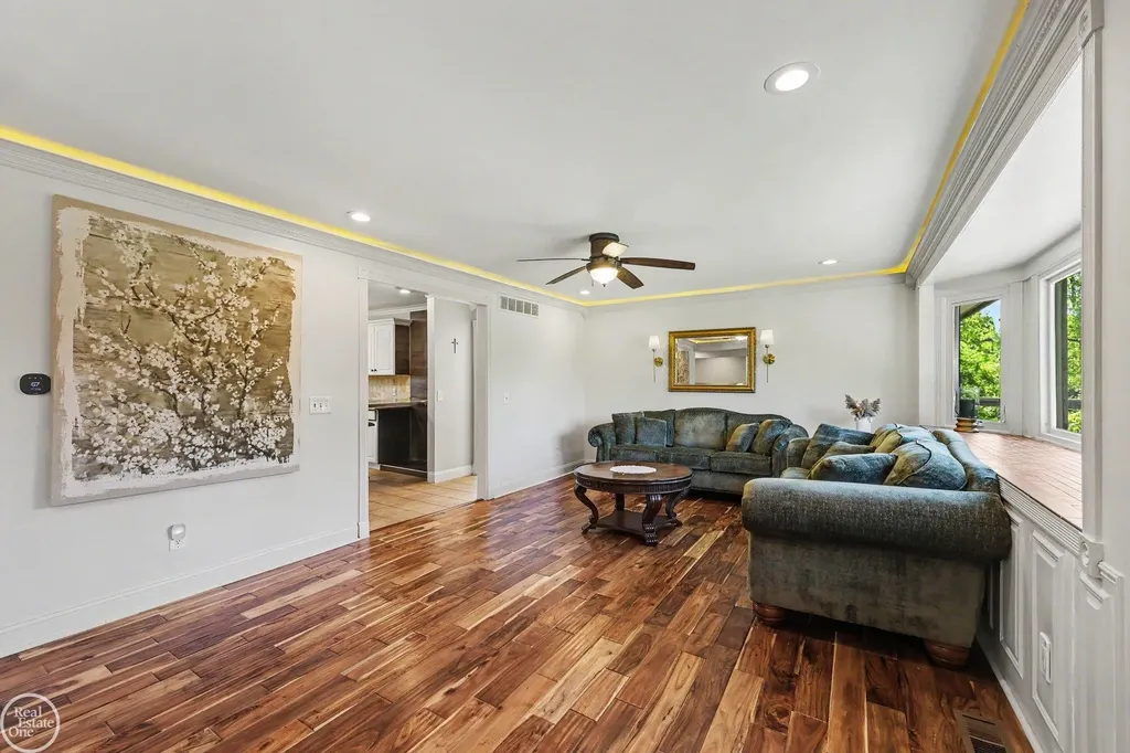 755 E Romeo Road Addison Township MI 48367