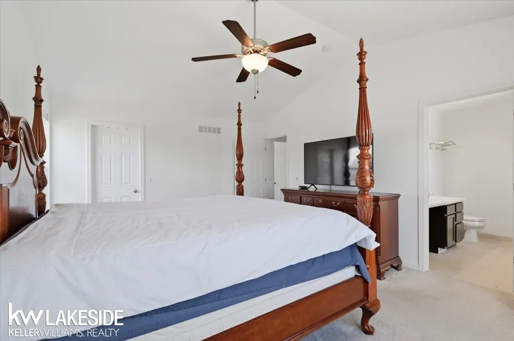 21965 Bellewood Drive Macomb Township MI 48044