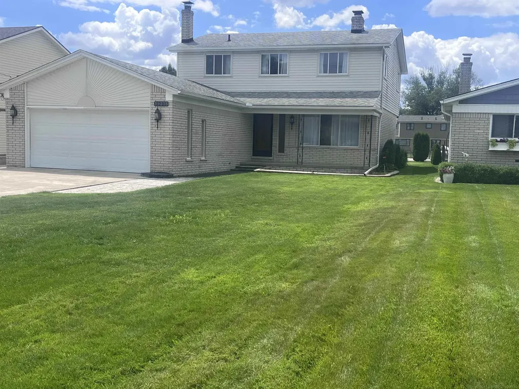 39375 E. Archer Street Harrison Charter Township MI 48045