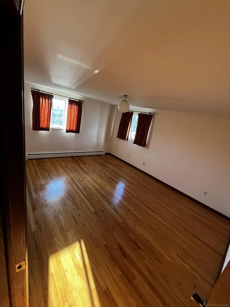 39375 E. Archer Street Harrison Charter Township MI 48045