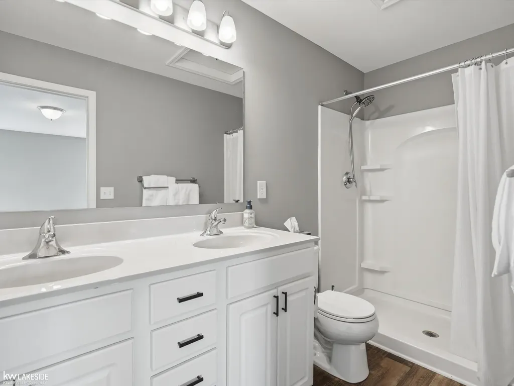 3208 Hill Hollow Lane Howell Township MI 48855