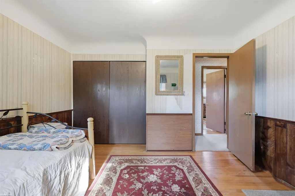 53375 Mark Drive Shelby Charter Township MI 48316