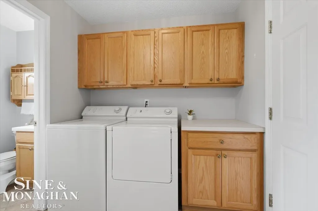 220 Superior Avenue Marine City City MI 48039
