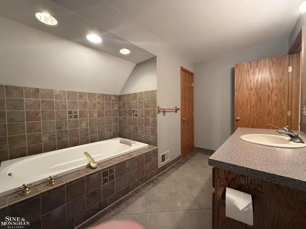 2218 St. Clair Highway East China Township MI 48054