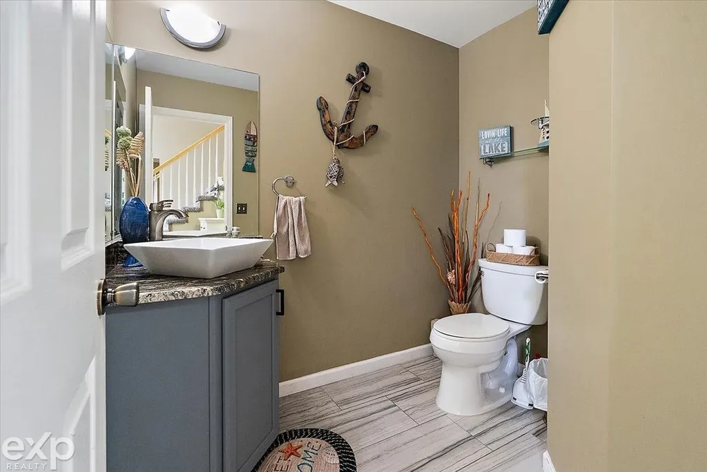 47645 Burlingame Drive Chesterfield Township MI 48047