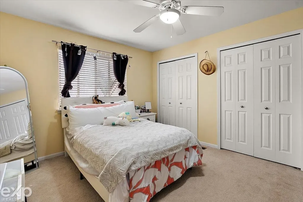 47645 Burlingame Drive Chesterfield Township MI 48047