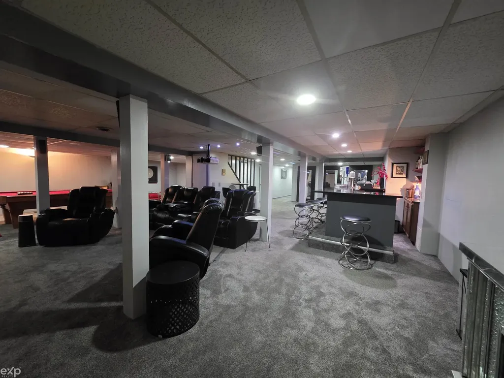 23223 Bellwood Drive Southfield City MI 48034