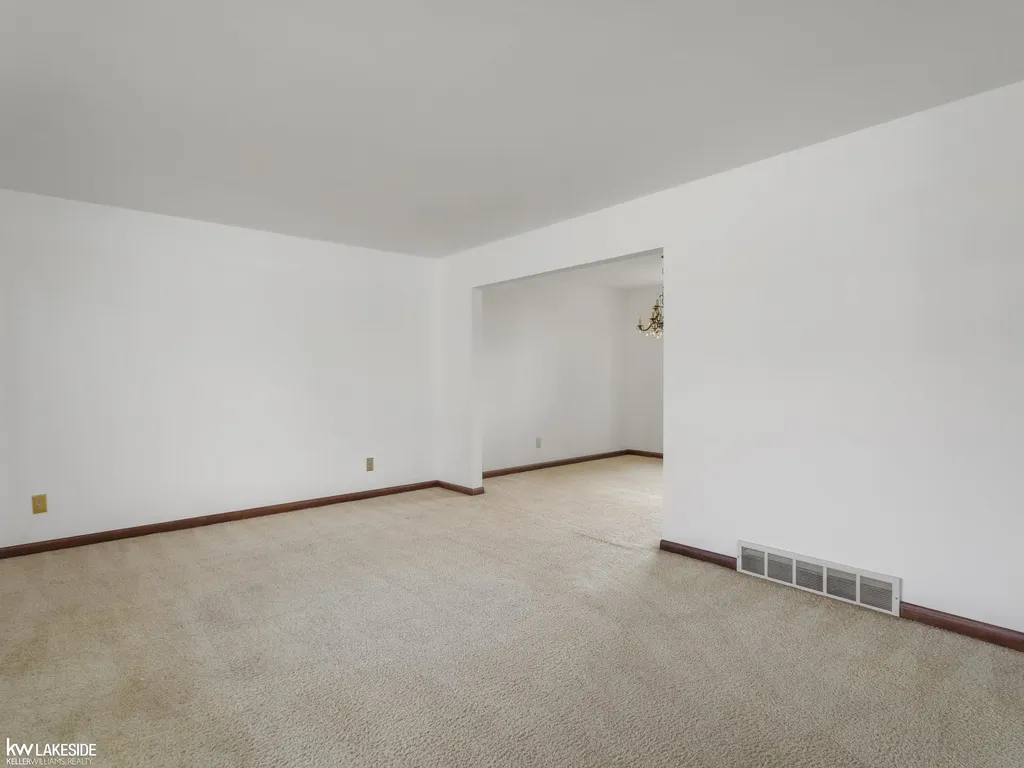 35385 Bobcean Road Clinton Charter Township MI 48035