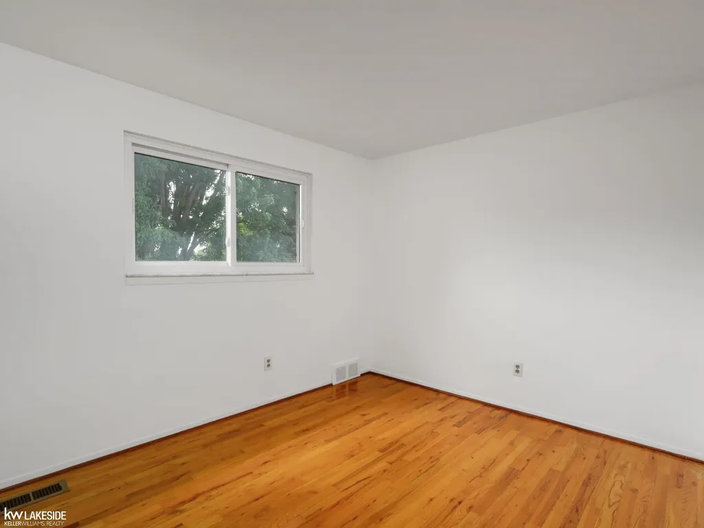 35385 Bobcean Road Clinton Charter Township MI 48035