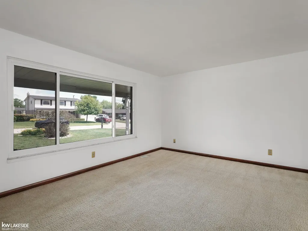 35385 Bobcean Road Clinton Charter Township MI 48035