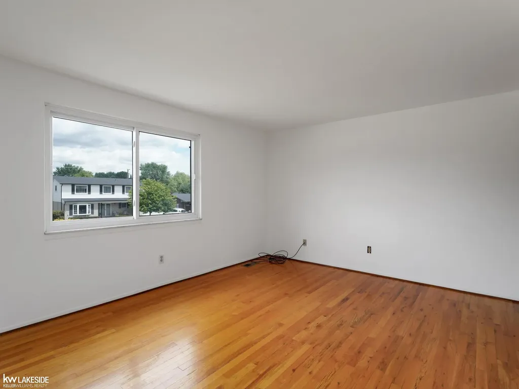 35385 Bobcean Road Clinton Charter Township MI 48035