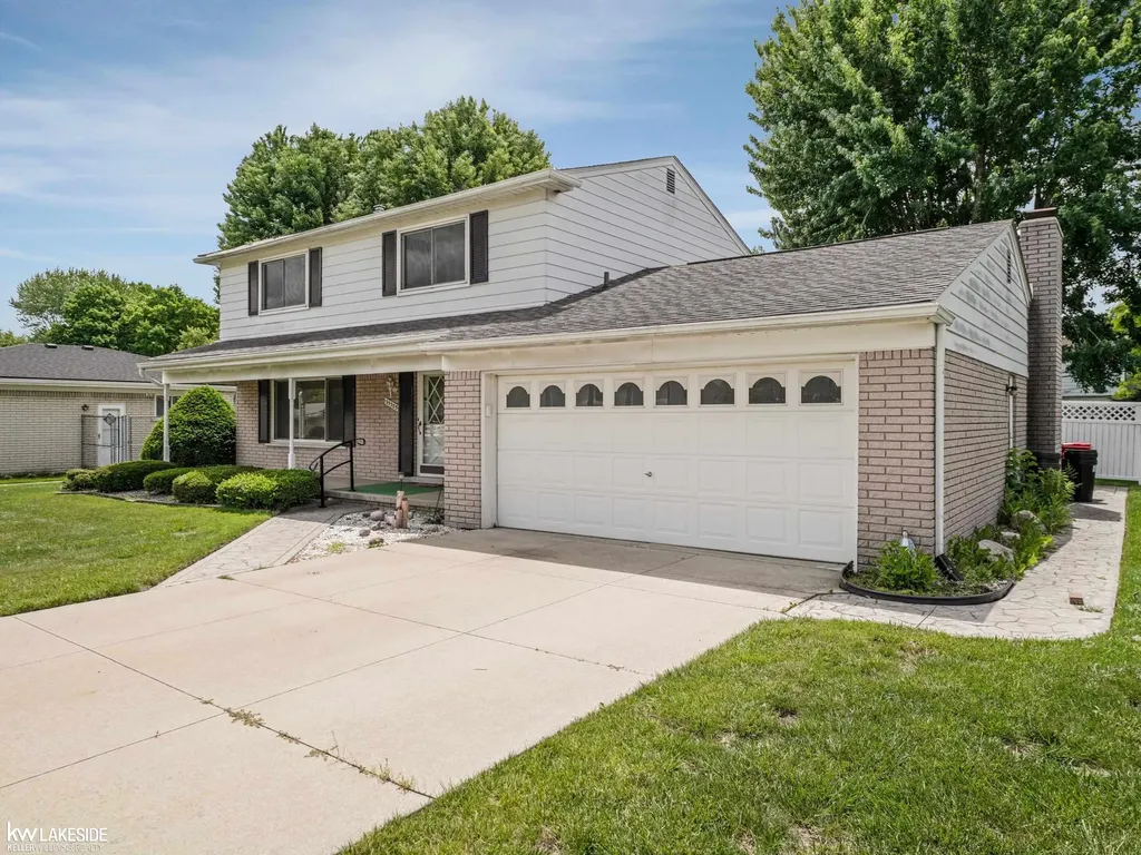 35385 Bobcean Road Clinton Charter Township MI 48035