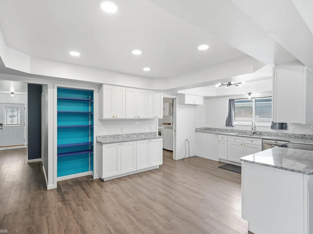 3079 Juanita Drive Sterling Heights City MI 48310