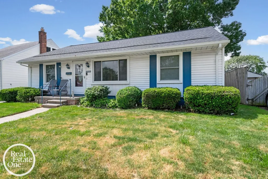 21600 Revere Street St. Clair Shores City MI 48080