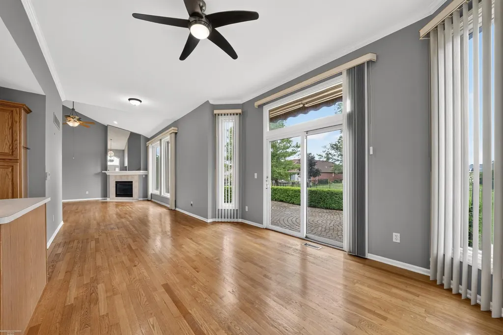 51251 Westwood Drive Macomb Township MI 48042