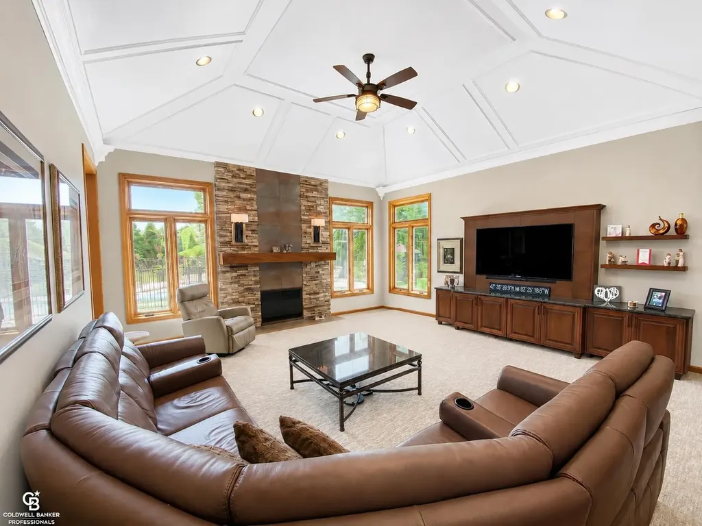 47351 Bobwhite Lane Shelby Charter Township MI 48315