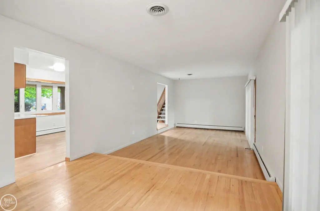 2959 Rambling Way Bloomfield Hills City MI 48302