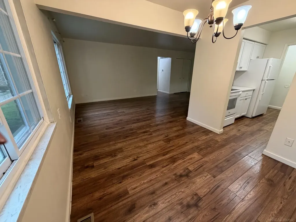 39435 Van Dyke Avenue Sterling Heights City MI 48313